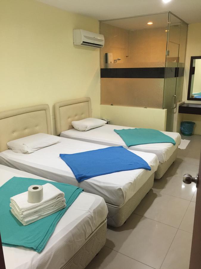 Rafayeh Hotel Seremban Kültér fotó