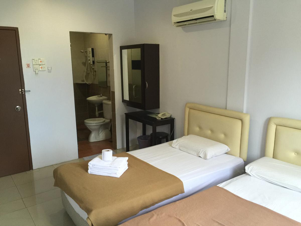 Rafayeh Hotel Seremban Kültér fotó